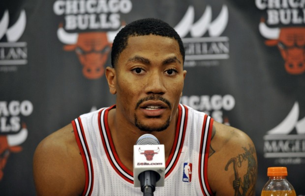 Derrick hotsell rose mom