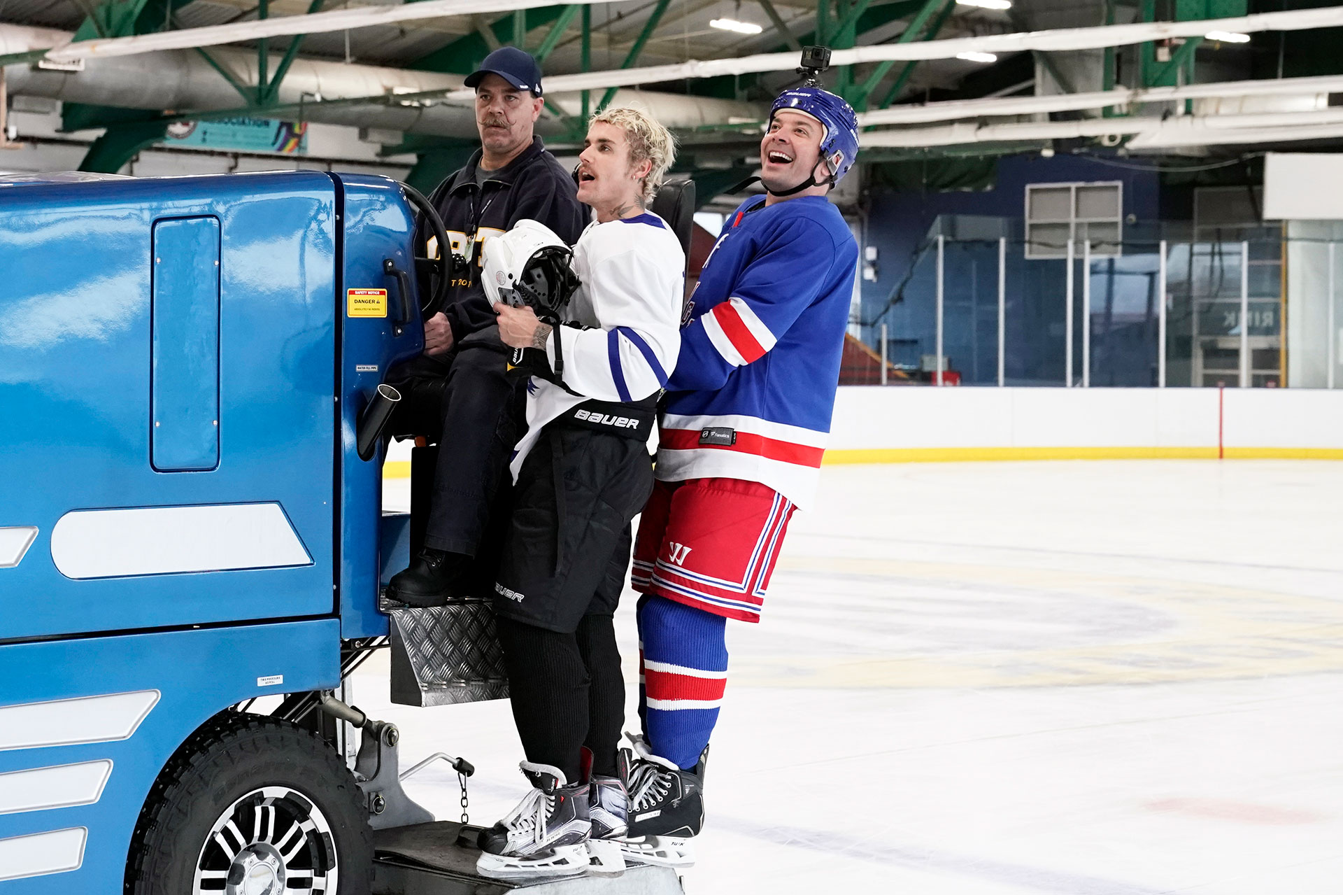 Justin Bieber slammed into glass in celebrity hockey game