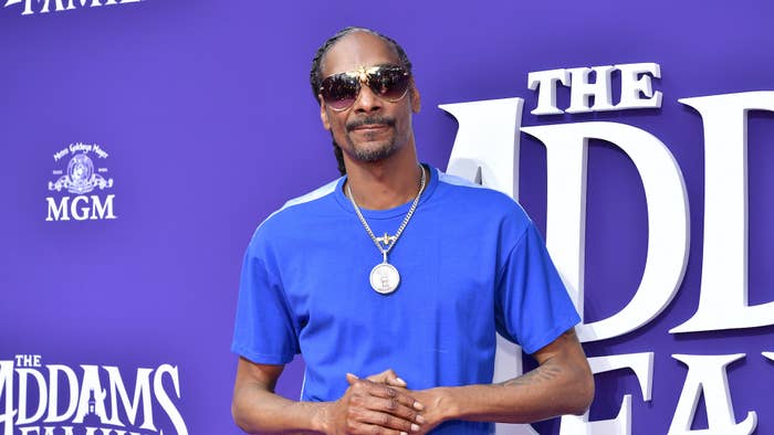 Snoop Dogg attends the Premiere of MGM&#x27;s &#x27;The Addams Family&#x27;