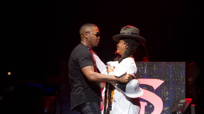 Nas and Erykah Badu in concert in Detroit