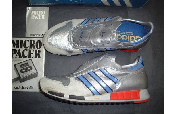 1990 Reebok THE PUMP Basketball Shoes 'Introducing' vintage print