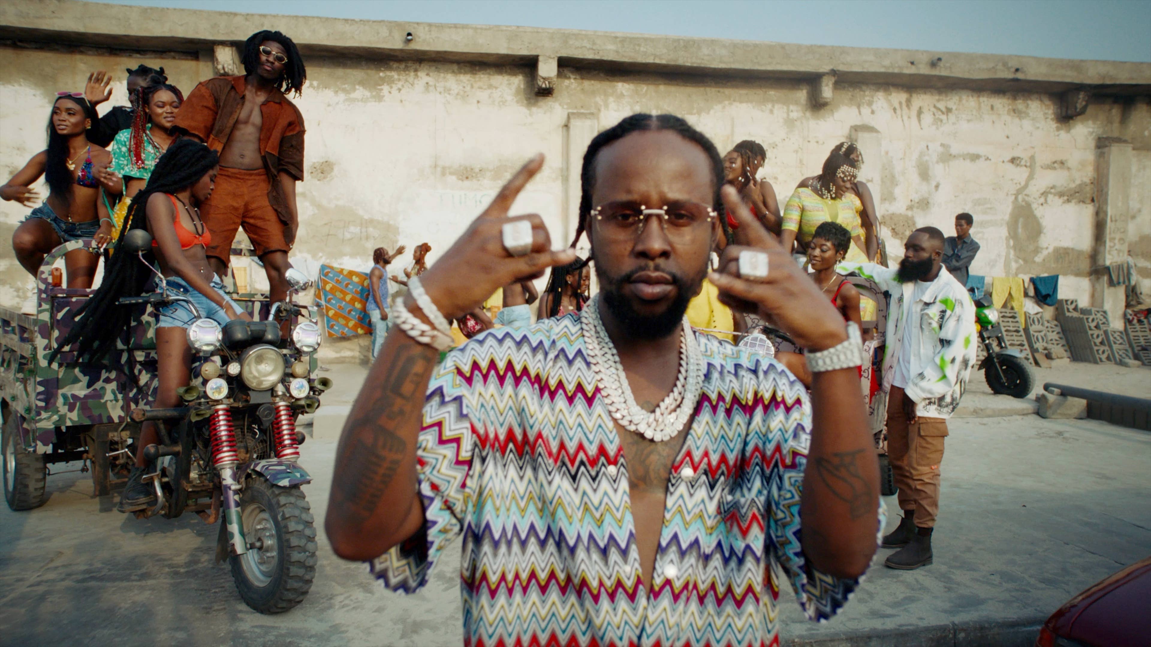 Ovo sound artist Popcaan in video