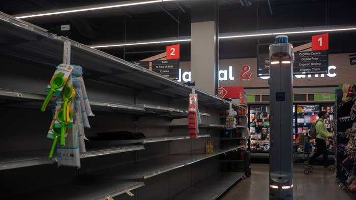 empty shelves seen in philly after water issue