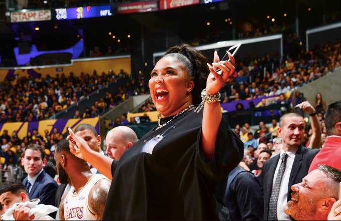 Lizzo attends a game between the Los Angeles Lakers and the Minnesota Timberwolves