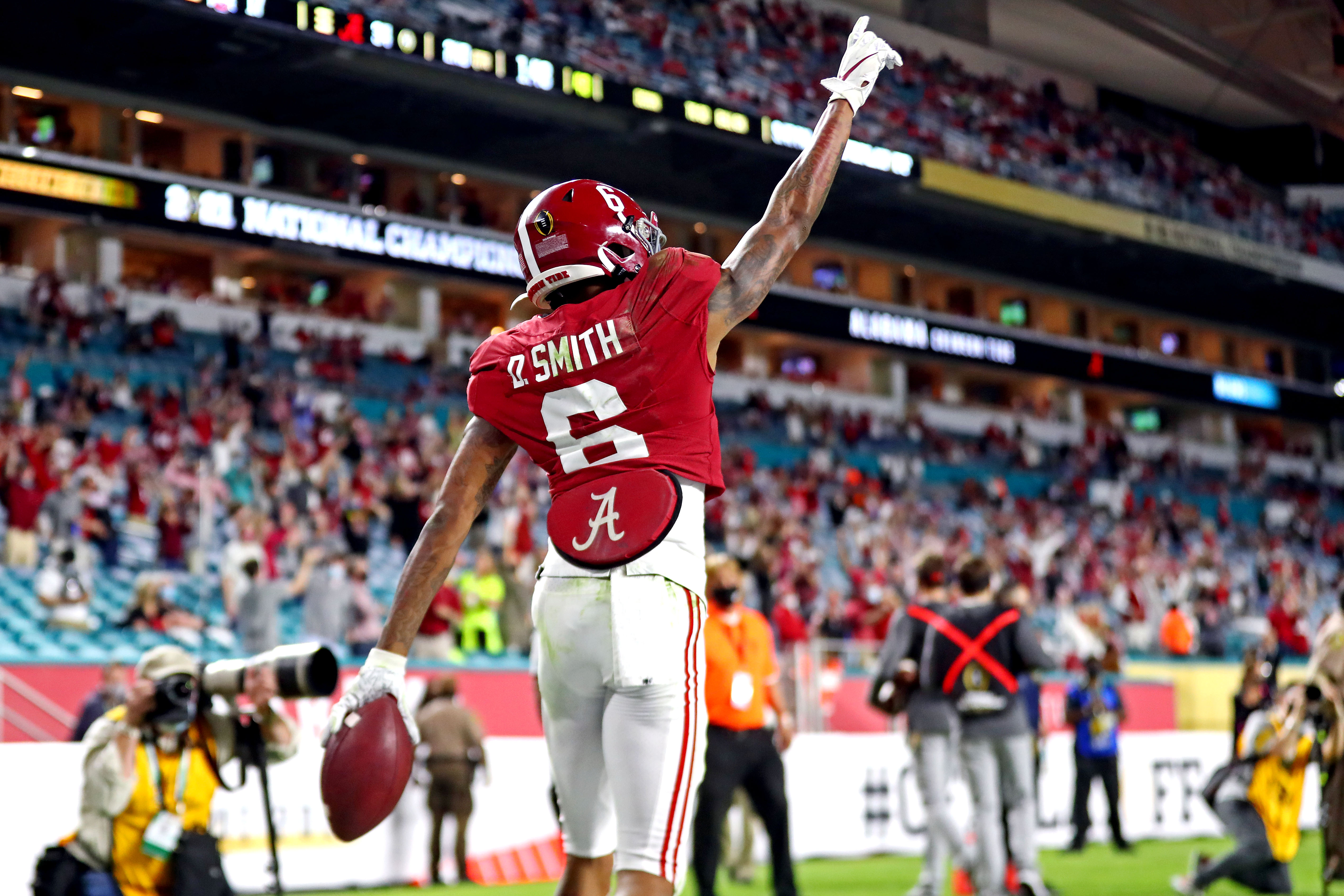 DeVonta Smith National Championship Game 2021 TD