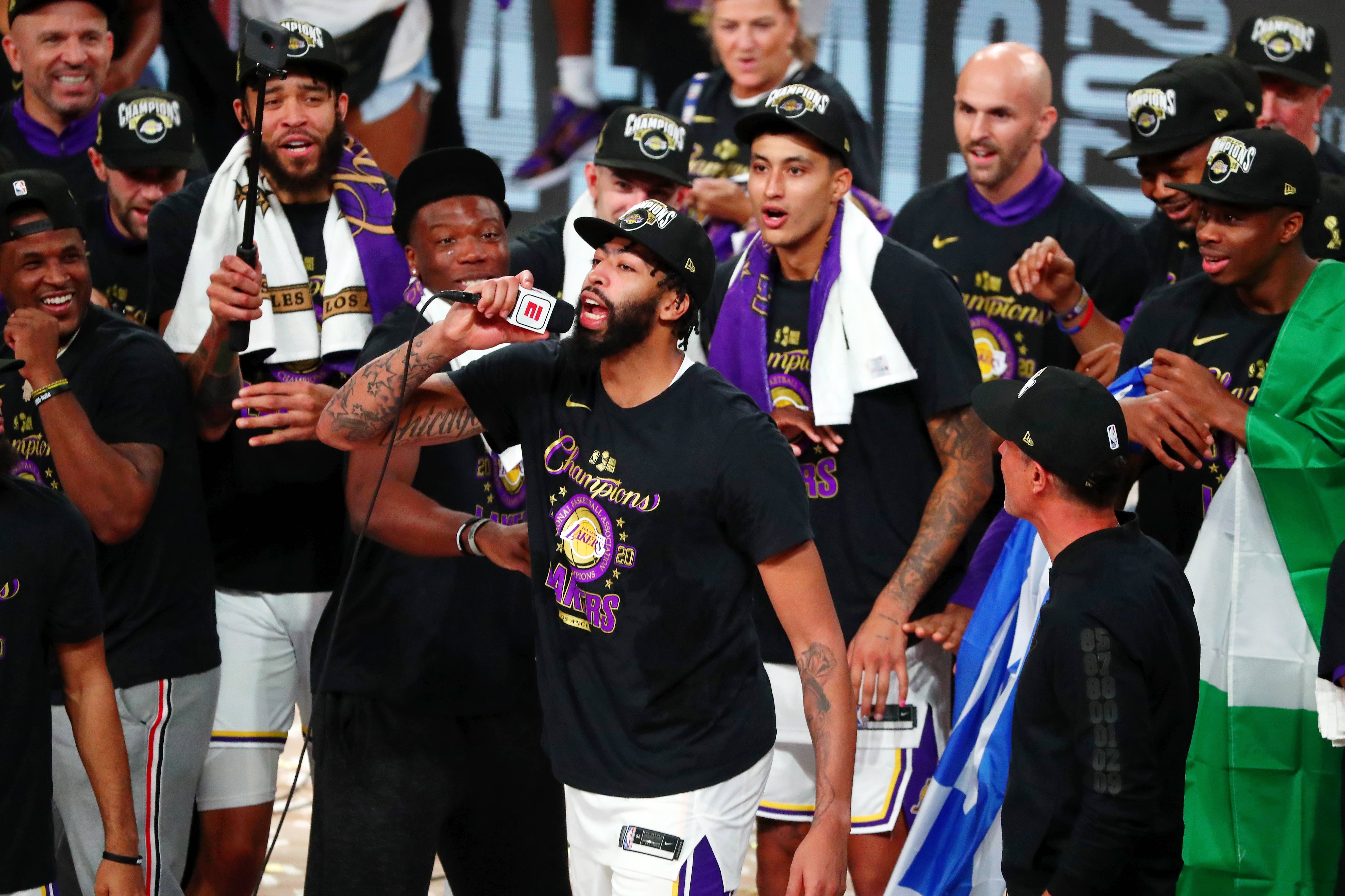 Danny Green Los Angeles Lakers Nike Restart Name & Number T-Shirt - Black