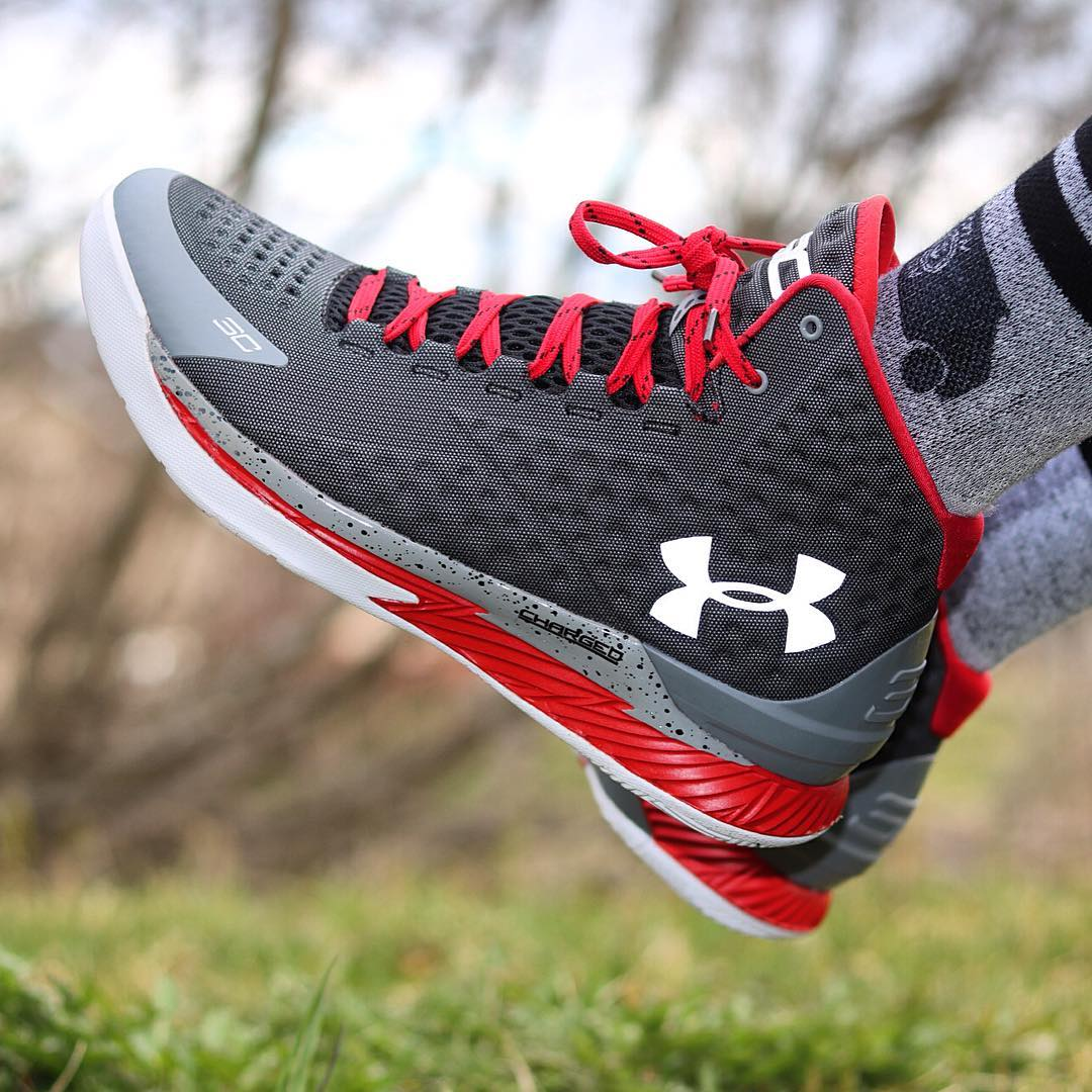 Under Armour Curry One &quot;Underdog&quot;
