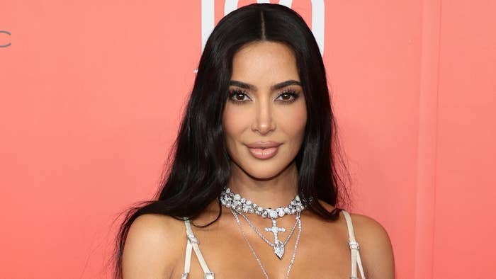 kim kardashian teases her look