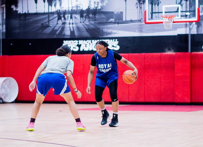 hoop queens canadian summer league