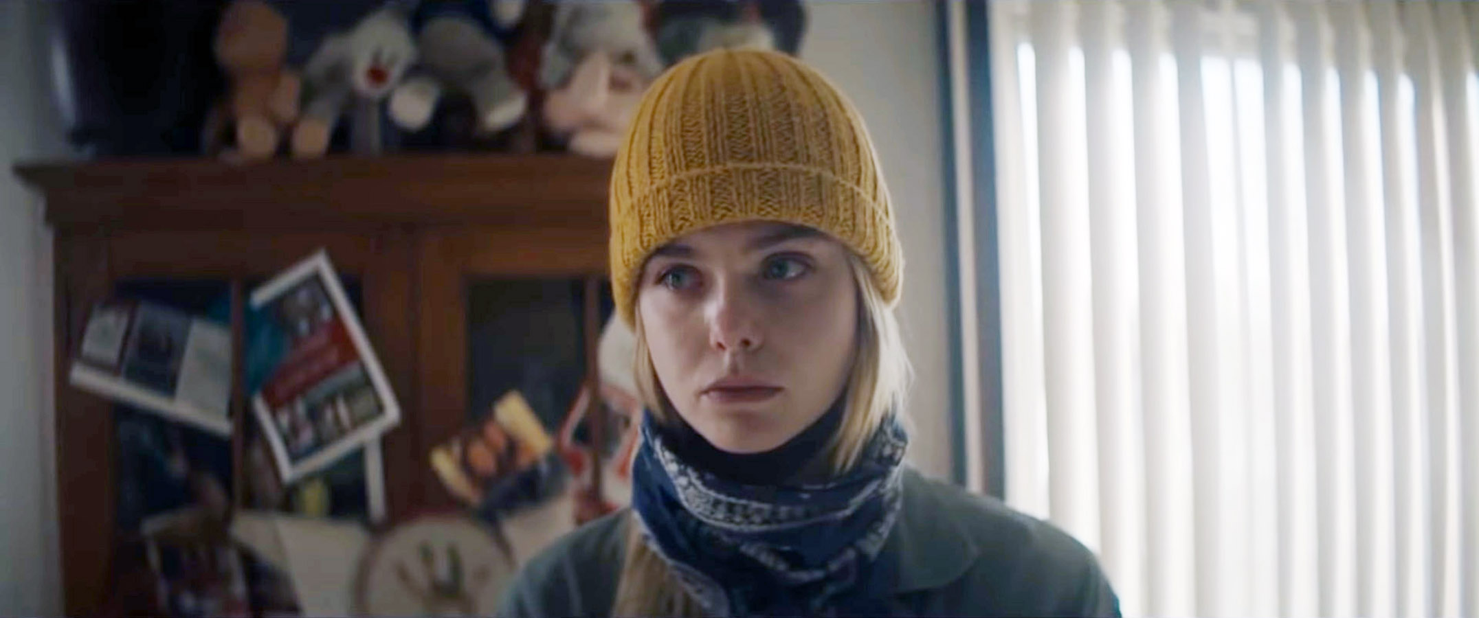 Elle Fanning in I Think We&#x27;re Alone Now.