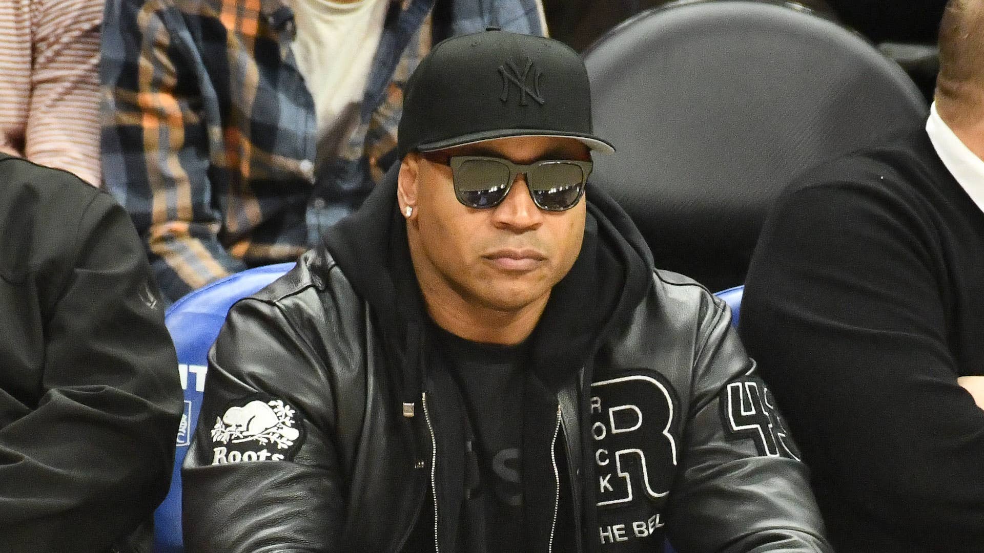 LL Cool J attends a basketball game