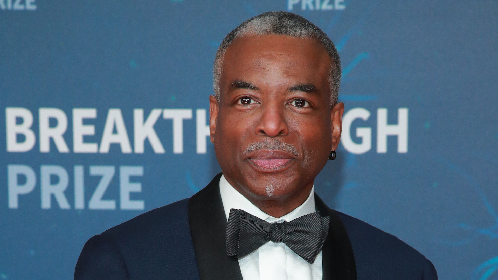 LeVar Burton Set to Guest Host Jeopardy Complex