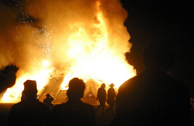 Atmosphere at the 2003 Burning Man festival.