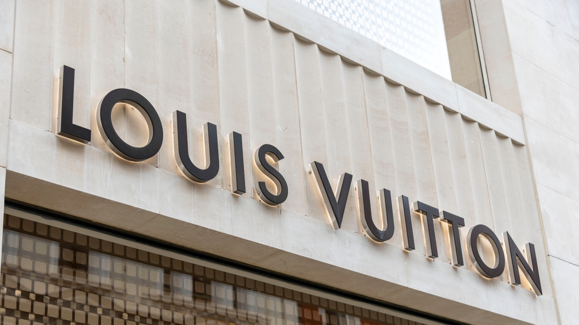 Louis Vuitton Shanghai Store Sees $22 Million in August Sales: Sources – WWD