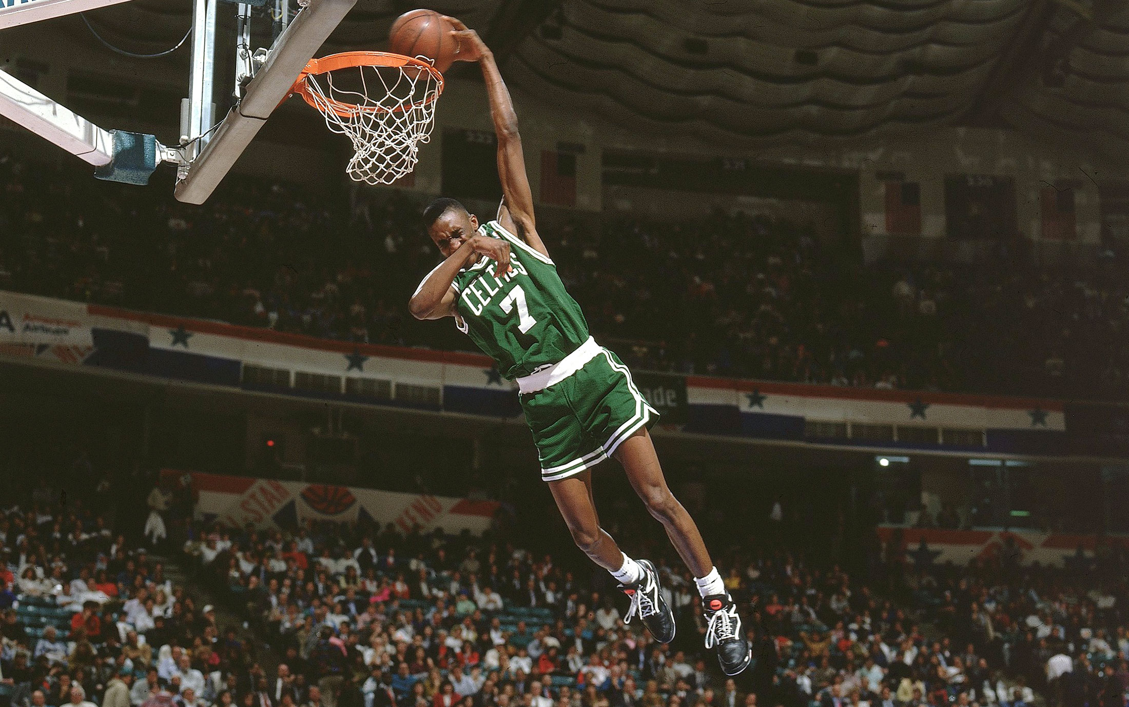 dee brown dunk contest