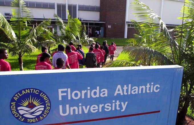 florida atlantic university student arrested