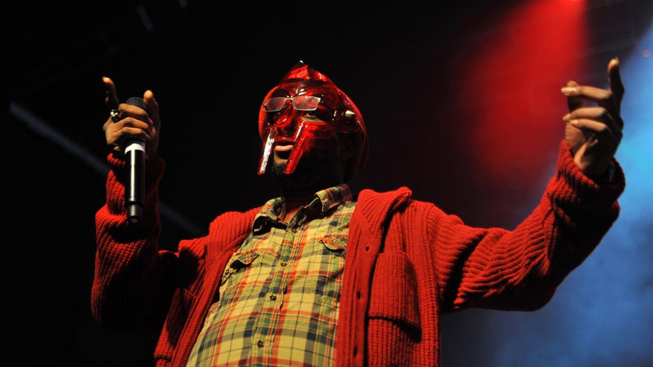 MF DOOM s Widow Says Music Exec Refuses To Return Late Rapper s Rhyme Books Complex