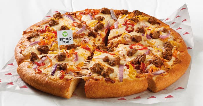 pizza-hut-beyond-meat