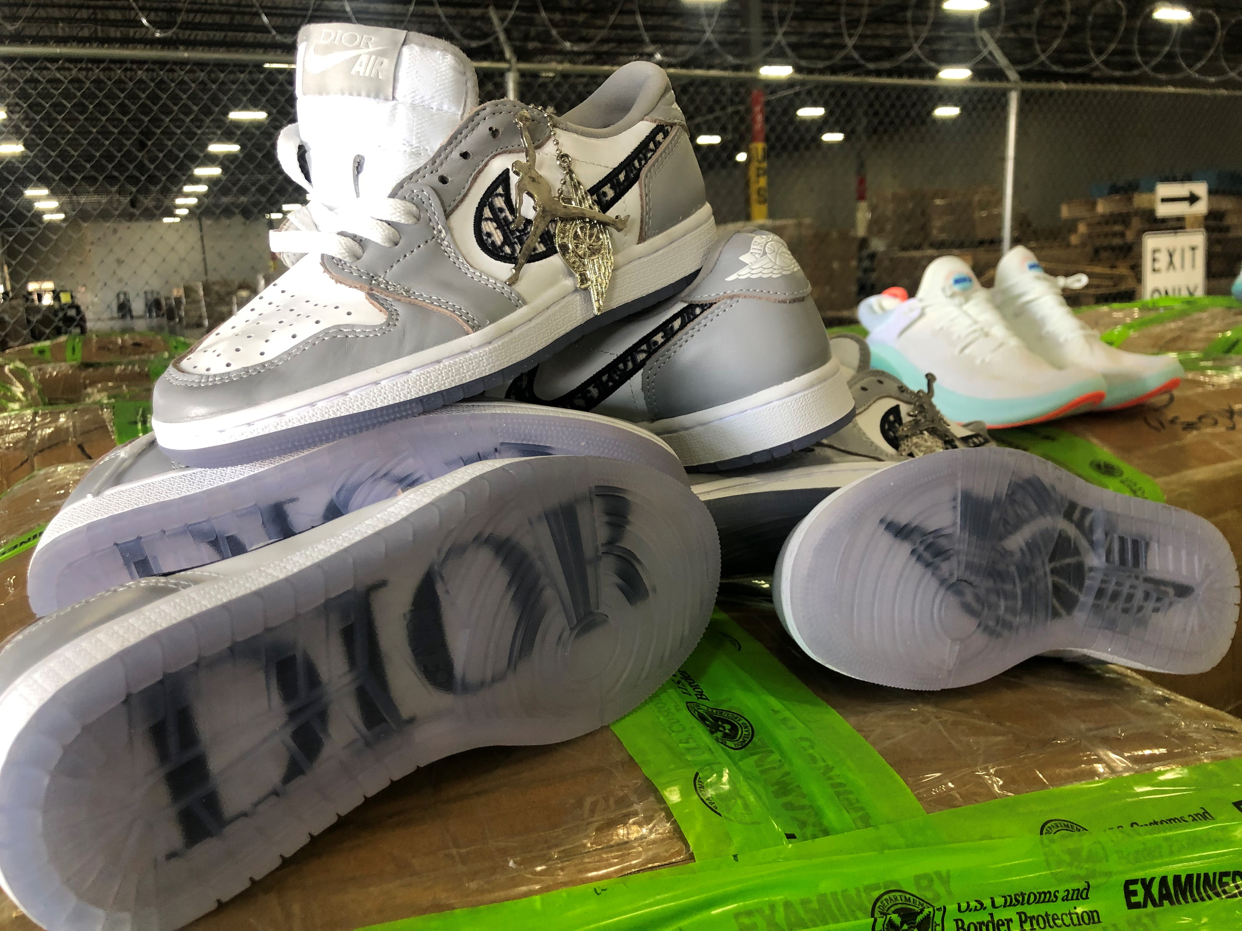 Free sneakers outlet hoax