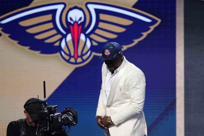 Zion Williamson NBA Draft 2019 Pelicans Logo