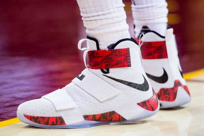 LeBron James Nike LeBron Soldier 10 Red Camo On Foot