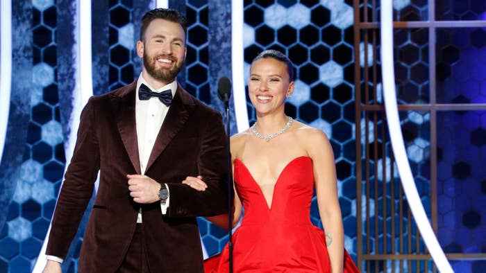 chris evans and scarlett johansson