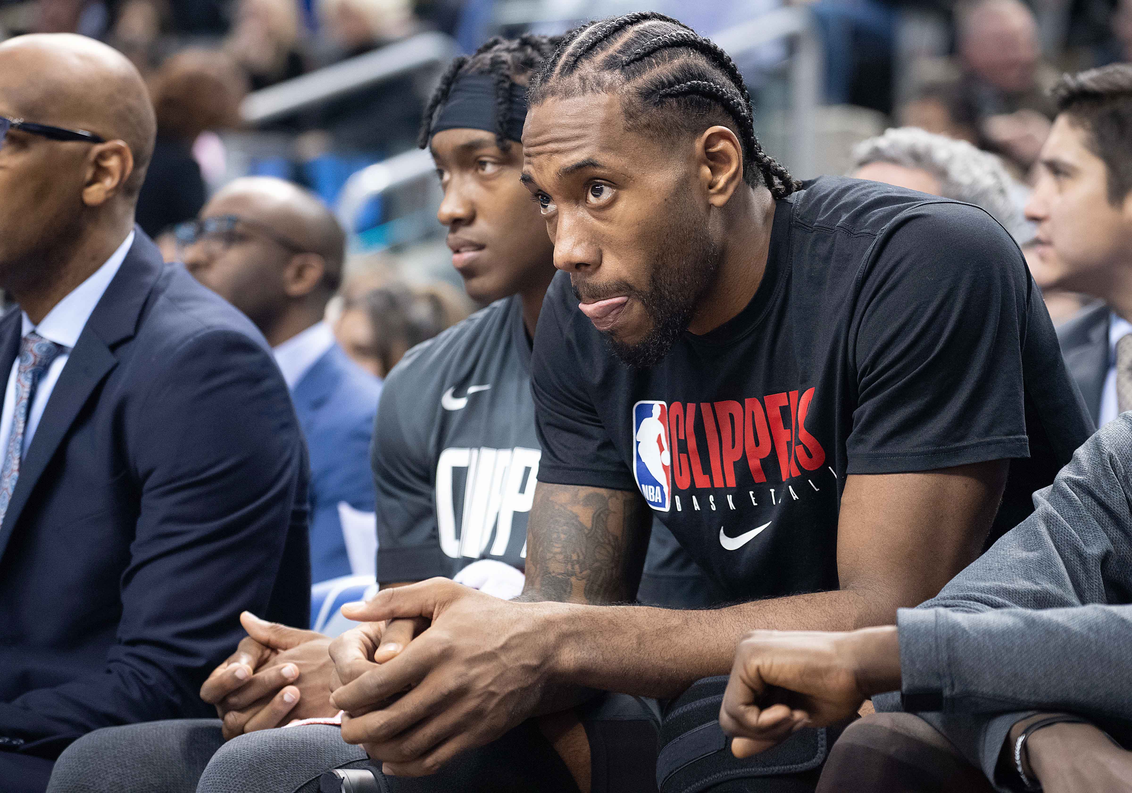 Kawhi Leonard Clippers Bench Dec 2019