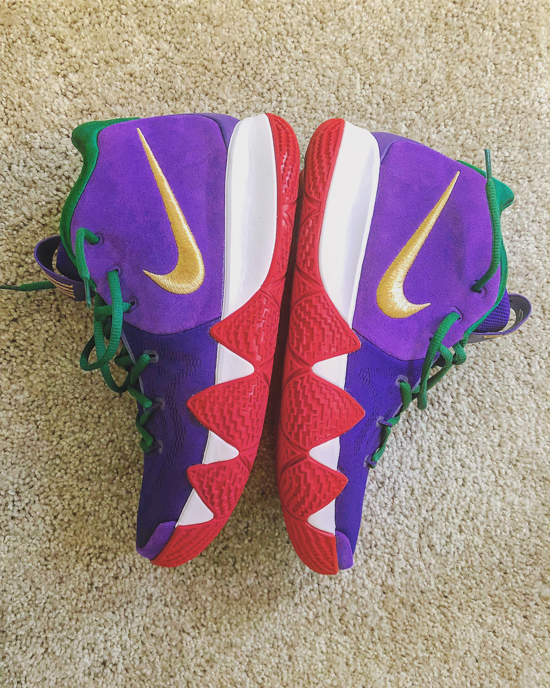 Kyrie store 4 joker