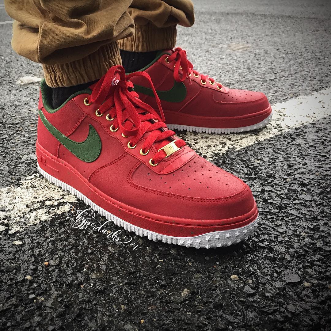NIKEiD Air Force 1 Low Christmas