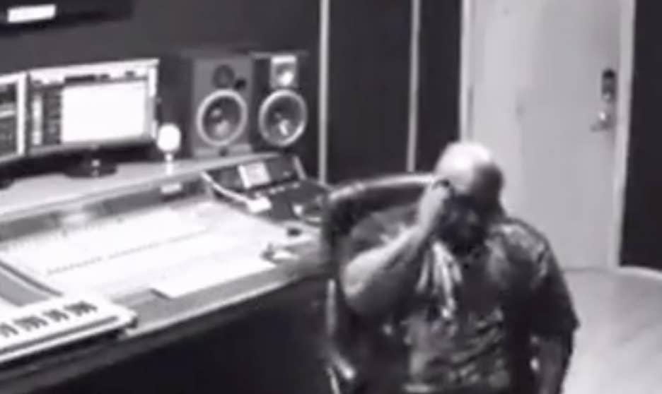 Footage of Cee Lo Green's Phone Exploding