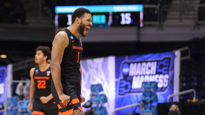 Maurice Calloo of the Oregon State Beavers celebraties three pointer at NCAA Tournament