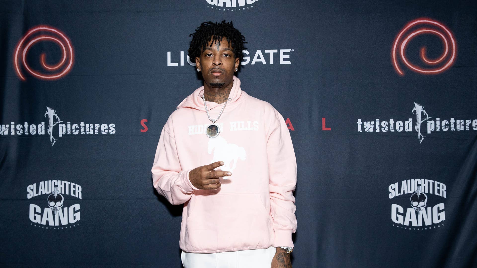 21 Savage Logs Off Instagram Live After Getting Too Much Hate - XXL