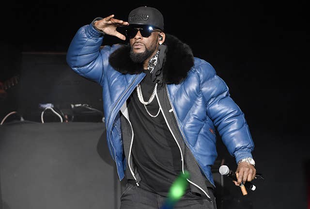 R. Kelly at Oracle Arena