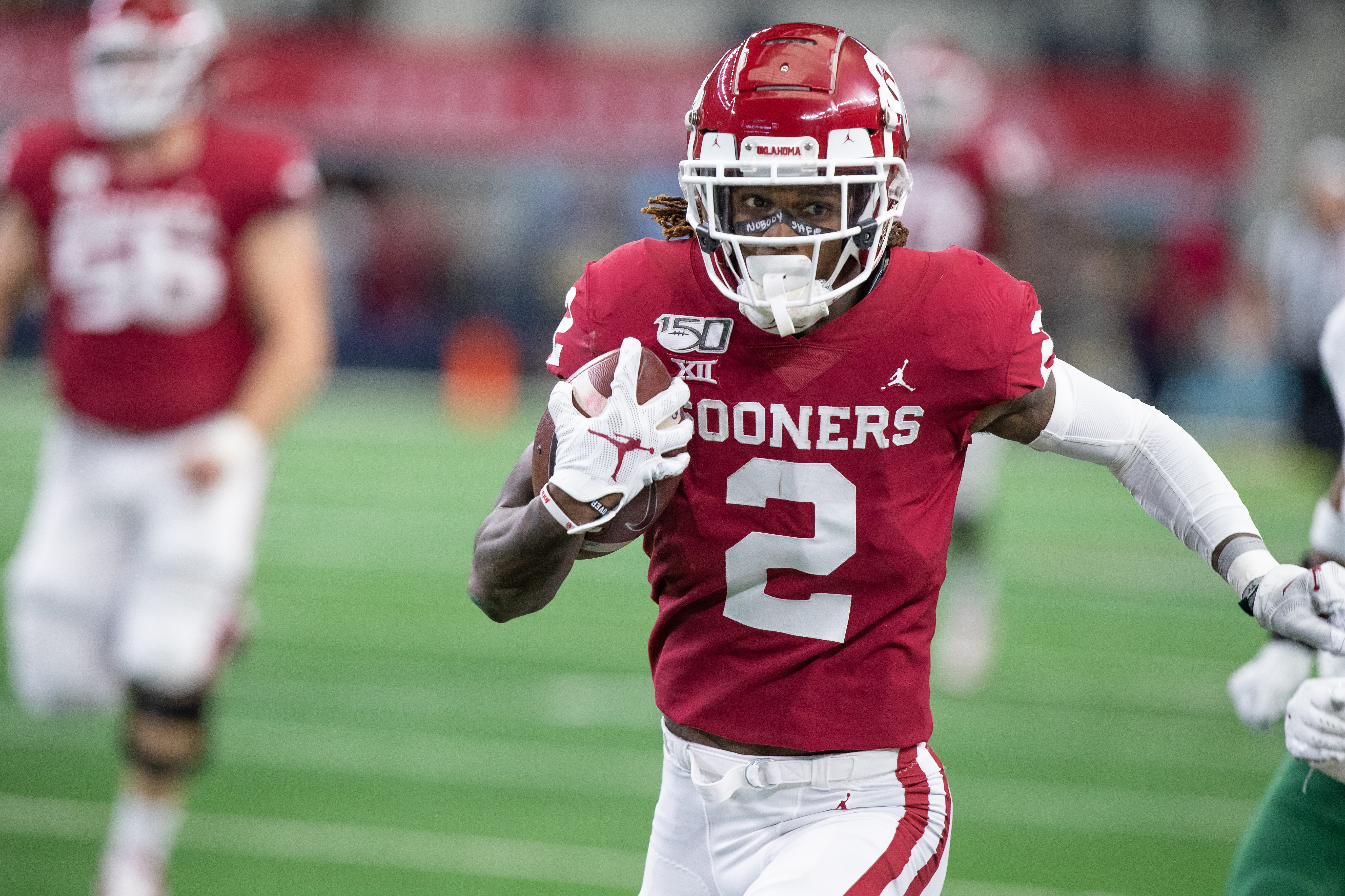 Cowboys select Oklahoma Sooners WR CeeDee Lamb with No. 17 overall pick in  the NFL draft