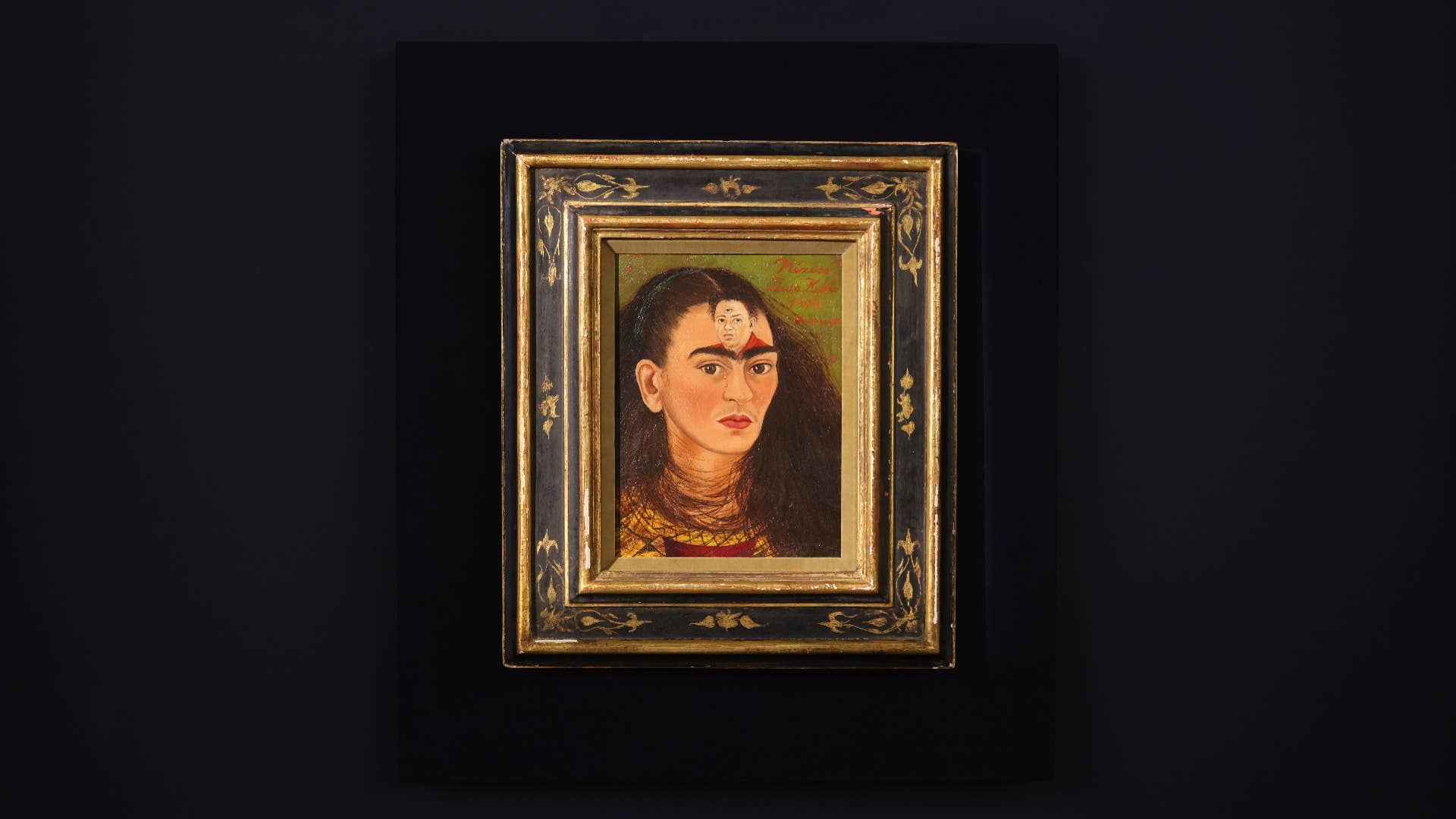 View of Frida Kahlo's 'Diego y yo' painting.