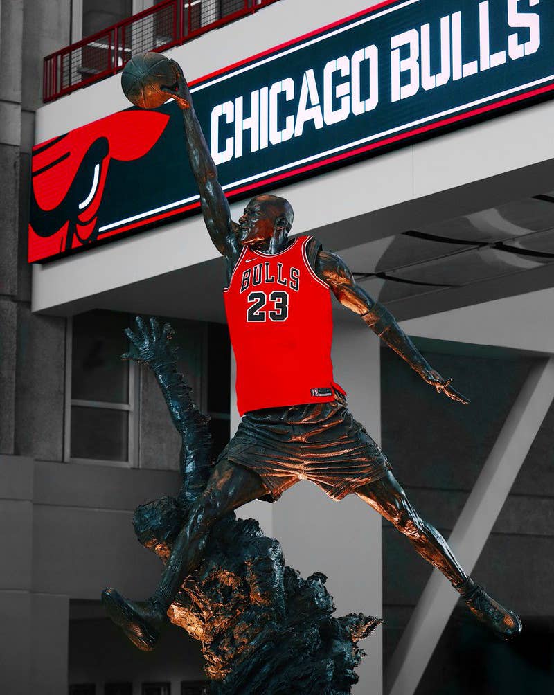 Chicago Bulls Nike Jersey Michael Jordan Statue