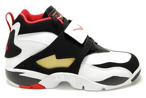 Zoekmachinemarketing Conciërge huid The 90 Greatest Sneakers of the '90s | Complex