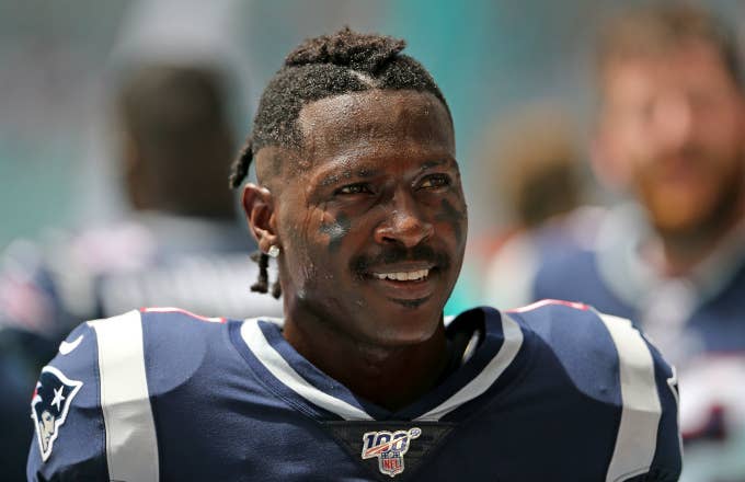 Antonio Brown smiles before the start of game against the Miami Dolphins