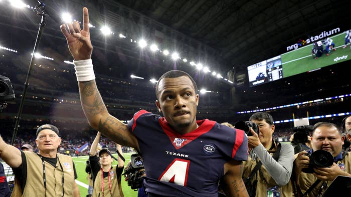 Deshaun Watson walks off the field following his teams 22 19 win against the Bills.