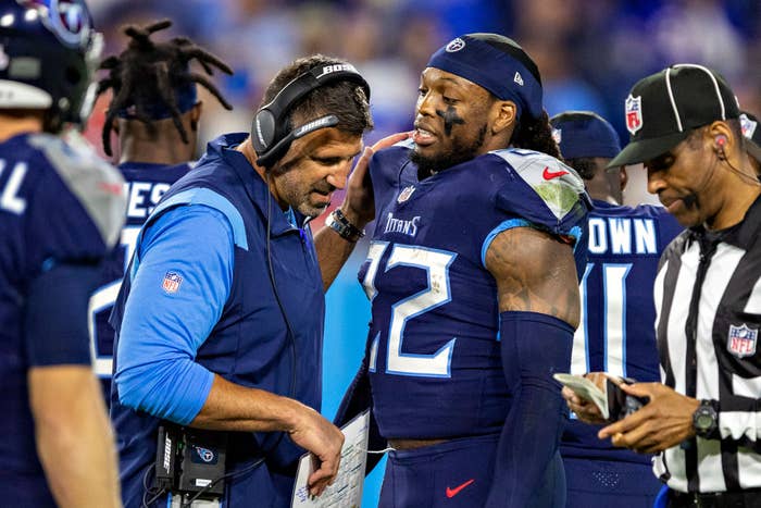 Mike Vrabel Derrick Henry Titans 2021