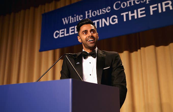 Hasan Minhaj speaks during 2017 White House Correspondents&#x27; Association Dinner