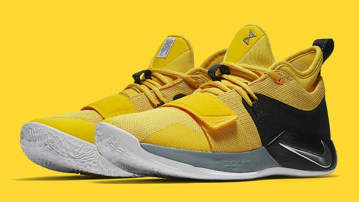 Nike PG 2.5 Amarillo Chrome Black Release Date BQ8453 700 Pair