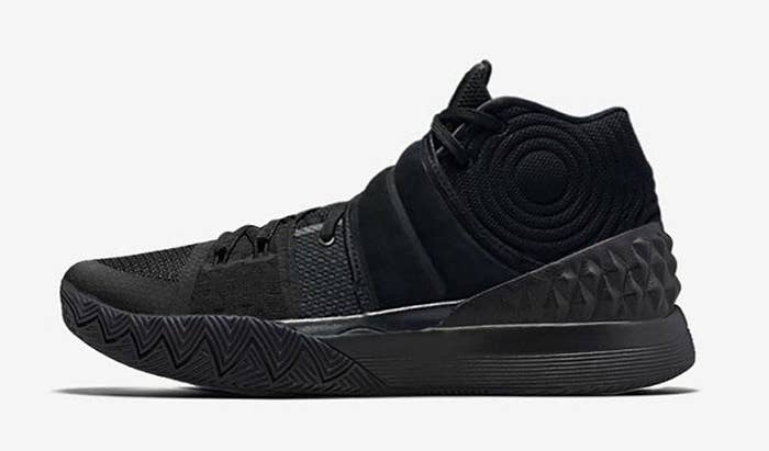 Nike Kyrie Hybrid Black