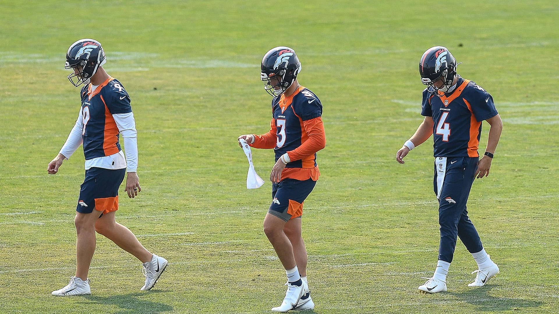 Broncos QBs in training camp.