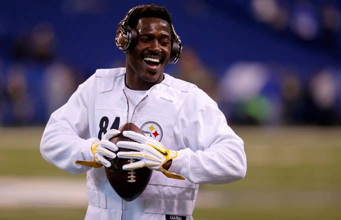 Antonio Brown prior to a Steelers/Colts game.