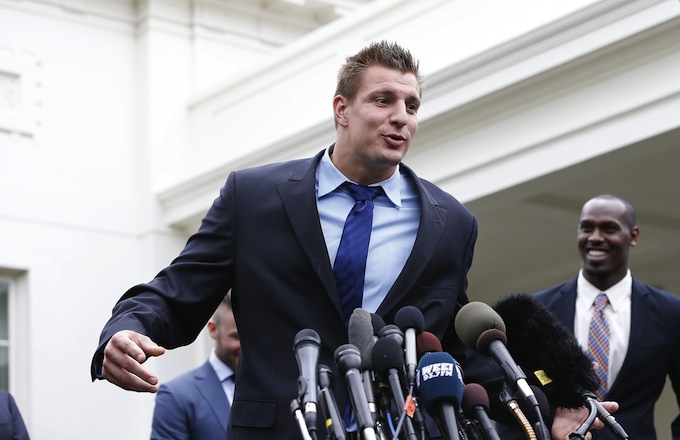 Rob Gronkowski Says He Hasn't Touched A Dime Of His Signing Bonus, NFL ...