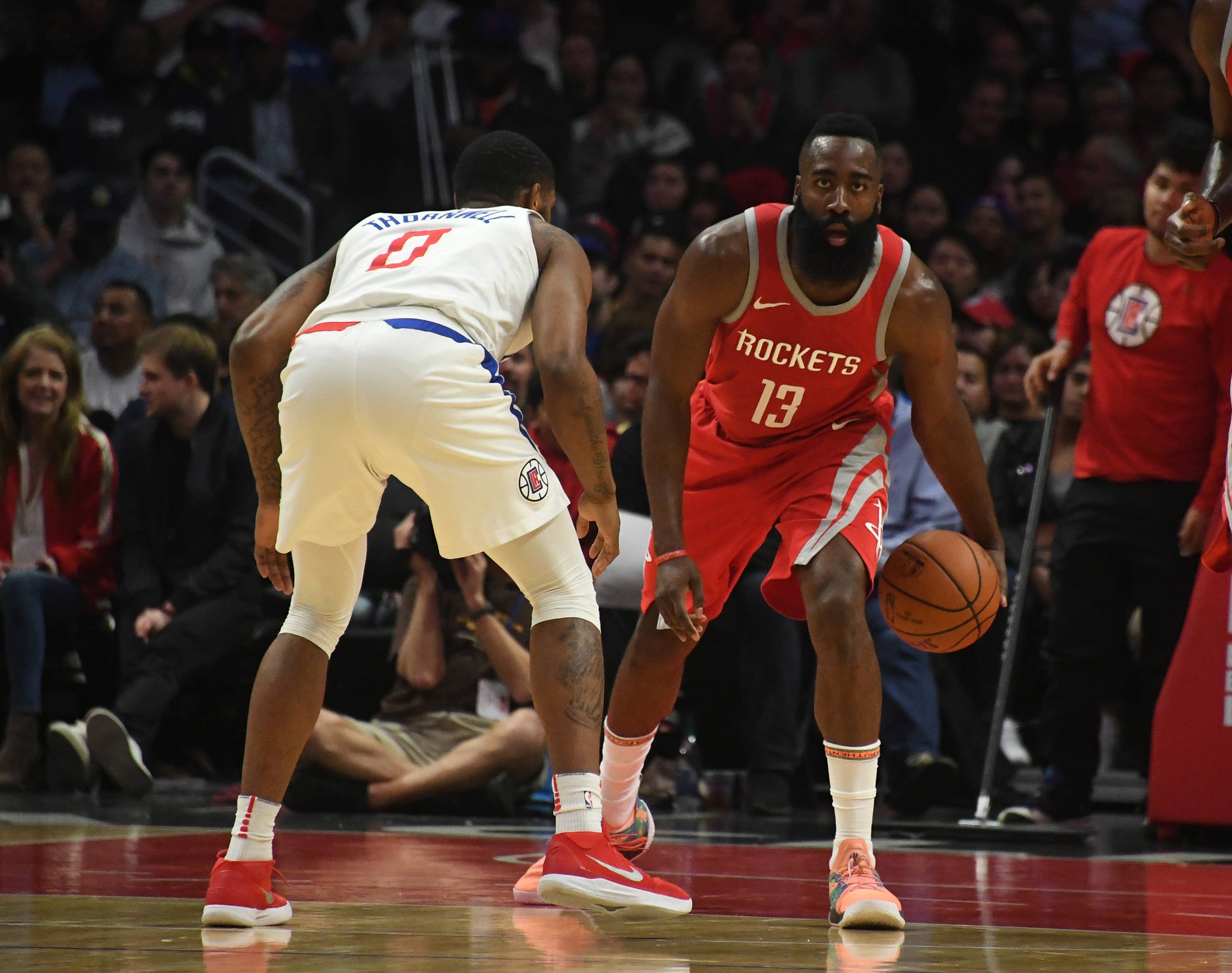 https://img.buzzfeed.com/buzzfeed-static/complex/images/hmiywgphlsiv9suehc9a/james-harden-clippers-rockets-feb-2018.jpg?output-format=jpg&output-quality=auto