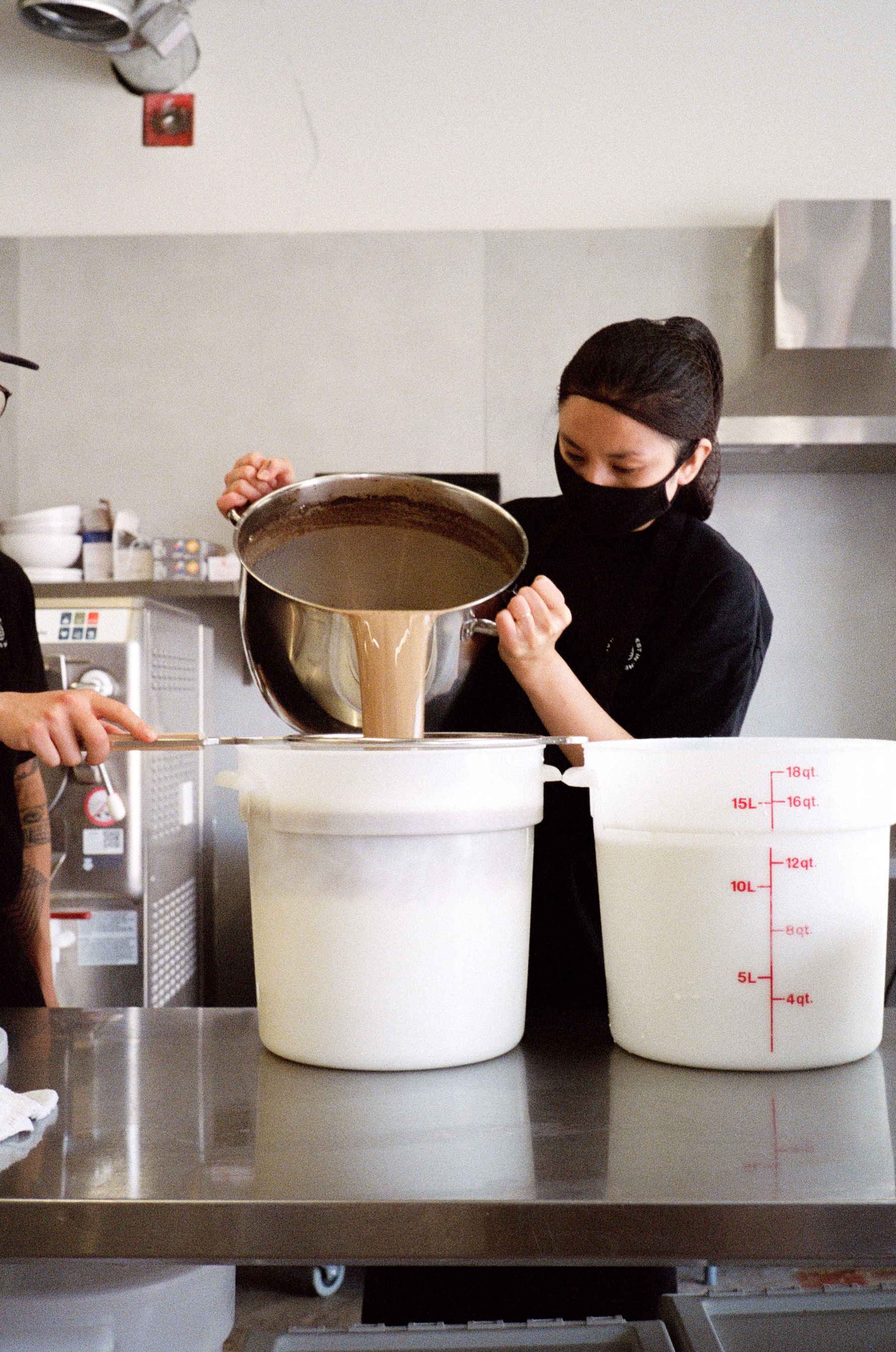 Ruru Baked ice cream shop in Toronto