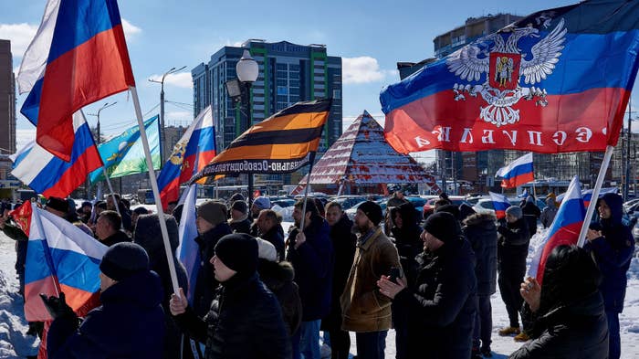 Pro and anti-war actions were held in Voronezh.