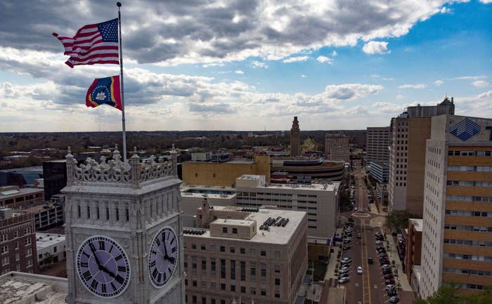 Jackson Mississippi skyline for news story